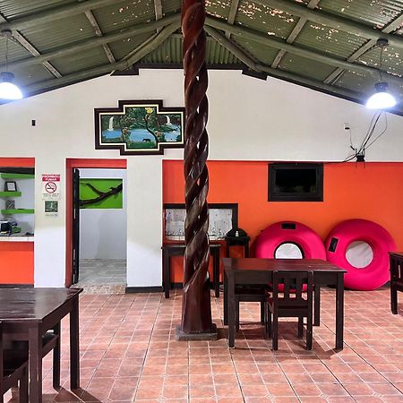 Hotel Catarata Rio Celeste Бихагуа Экстерьер фото