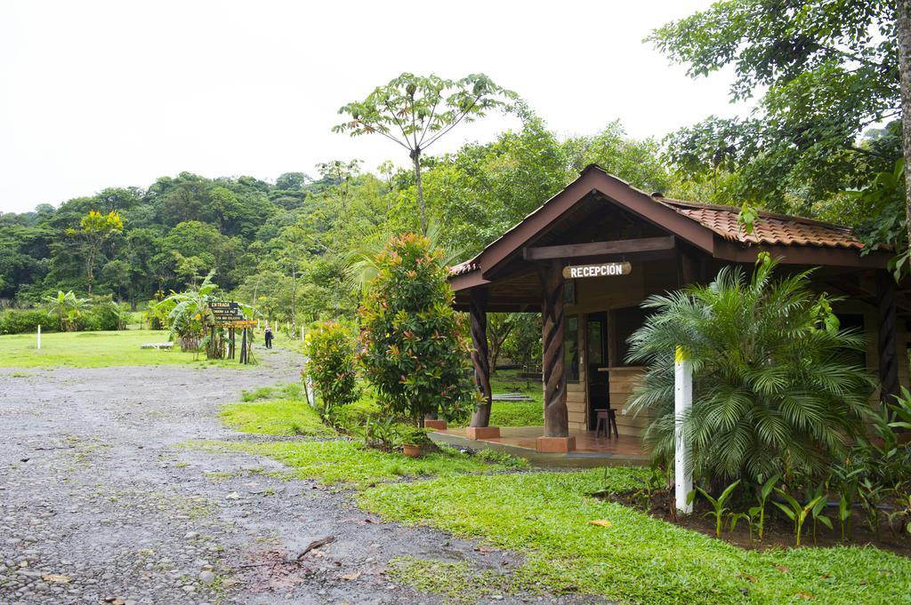 Hotel Catarata Rio Celeste Бихагуа Экстерьер фото