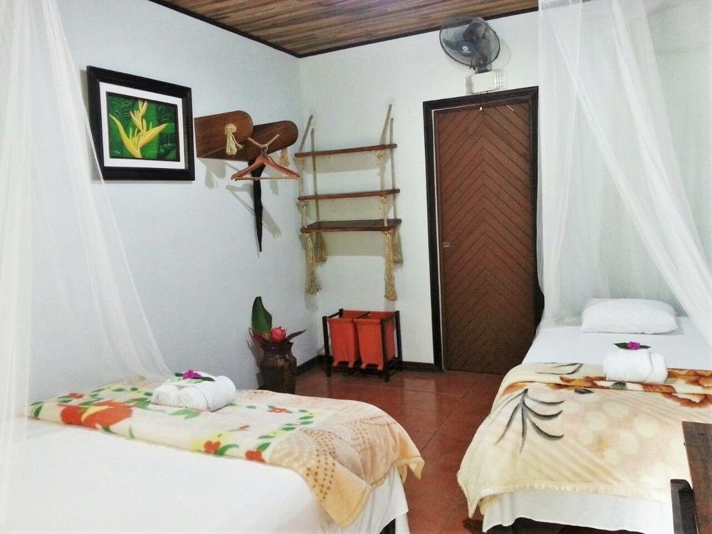 Hotel Catarata Rio Celeste Бихагуа Экстерьер фото