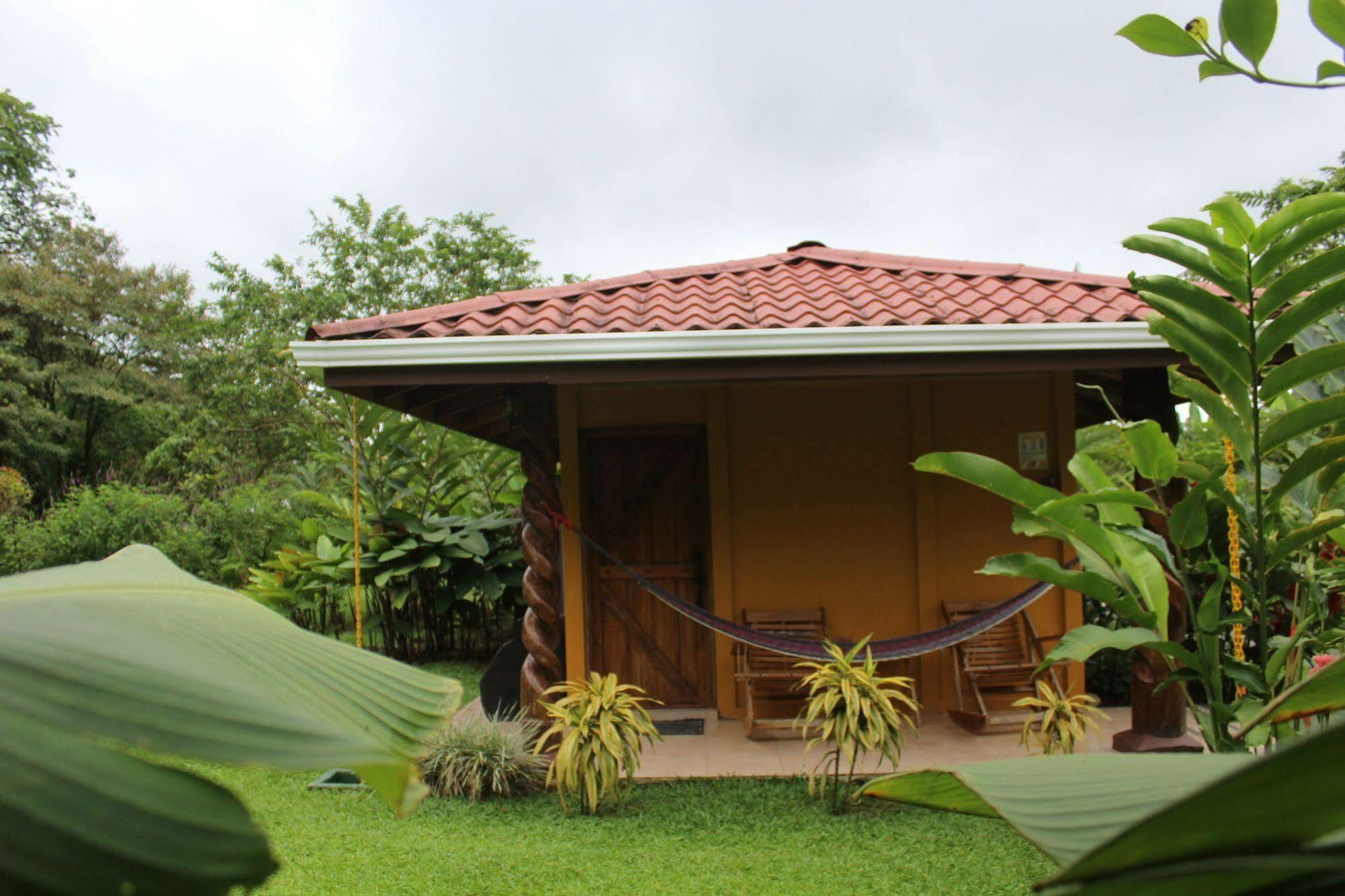 Hotel Catarata Rio Celeste Бихагуа Экстерьер фото
