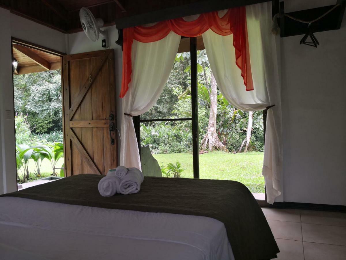 Hotel Catarata Rio Celeste Бихагуа Экстерьер фото